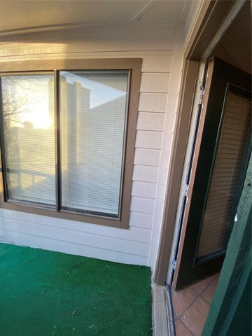 2301 Balsam Drive M304, Arlington, TX 76006