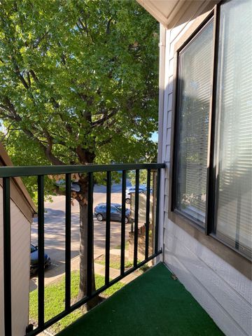2301 Balsam Drive M304, Arlington, TX 76006