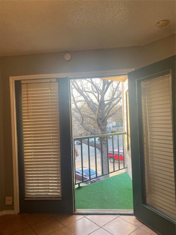 2301 Balsam Drive M304, Arlington, TX 76006