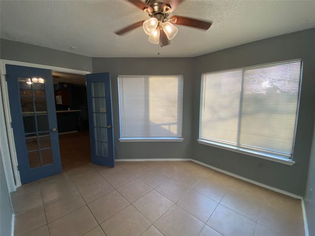 2301 Balsam Drive M304, Arlington, TX 76006