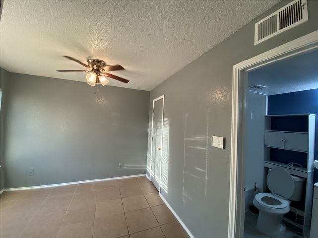 2301 Balsam Drive M304, Arlington, TX 76006