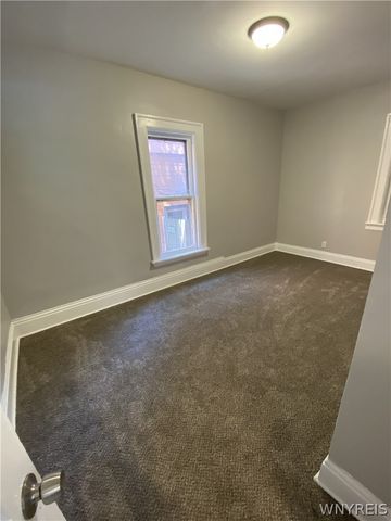 811 Columbus Parkway, Buffalo, NY 14213