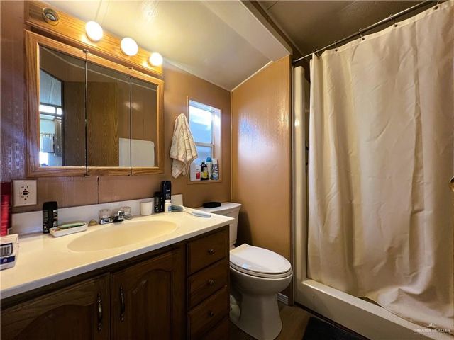 12 London Avenue, Mission, TX 78572