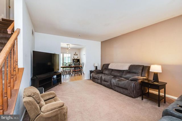 391 SIOUX CT, Reading, PA 19608