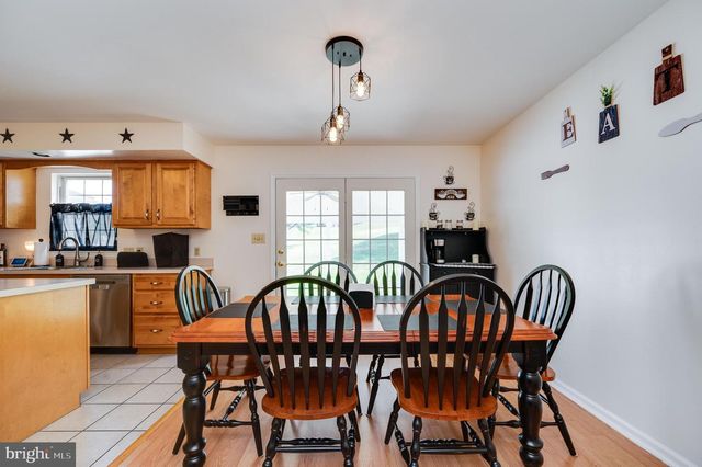 391 SIOUX CT, Reading, PA 19608