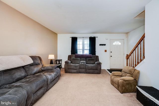 391 SIOUX CT, Reading, PA 19608