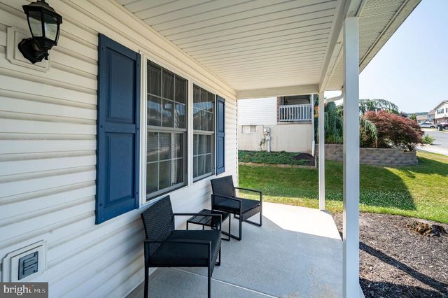 391 SIOUX CT, Reading, PA 19608