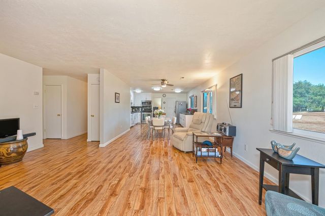 2750 Briarwood Ln, Auburn, CA 95603