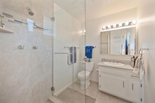 2750 Briarwood Ln, Auburn, CA 95603
