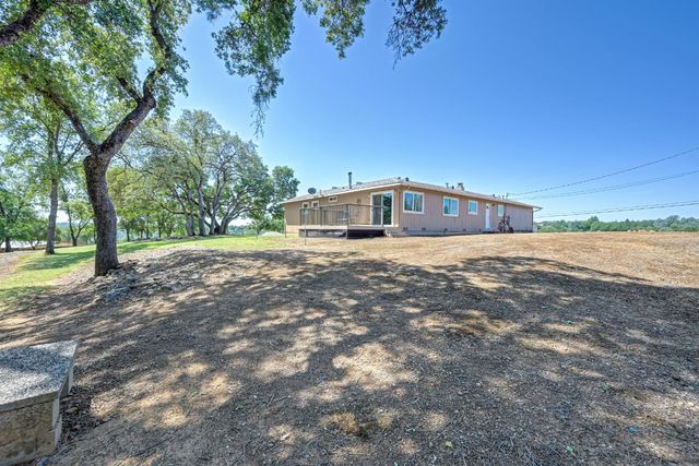 2750 Briarwood Ln, Auburn, CA 95603