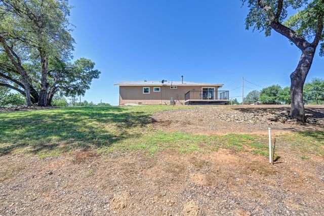 2750 Briarwood Ln, Auburn, CA 95603