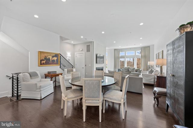 137 WINSOME CIR, Bethesda, MD 20814