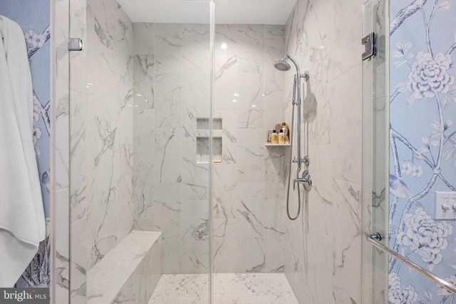 137 WINSOME CIR, Bethesda, MD 20814