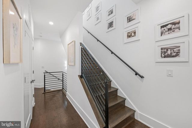 137 WINSOME CIR, Bethesda, MD 20814