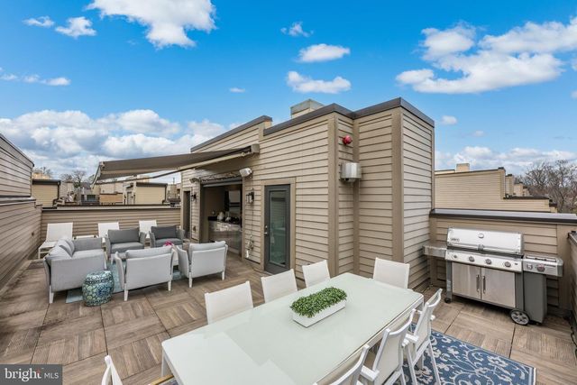 137 WINSOME CIR, Bethesda, MD 20814