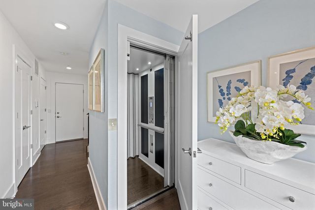 137 WINSOME CIR, Bethesda, MD 20814