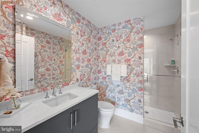 137 WINSOME CIR, Bethesda, MD 20814