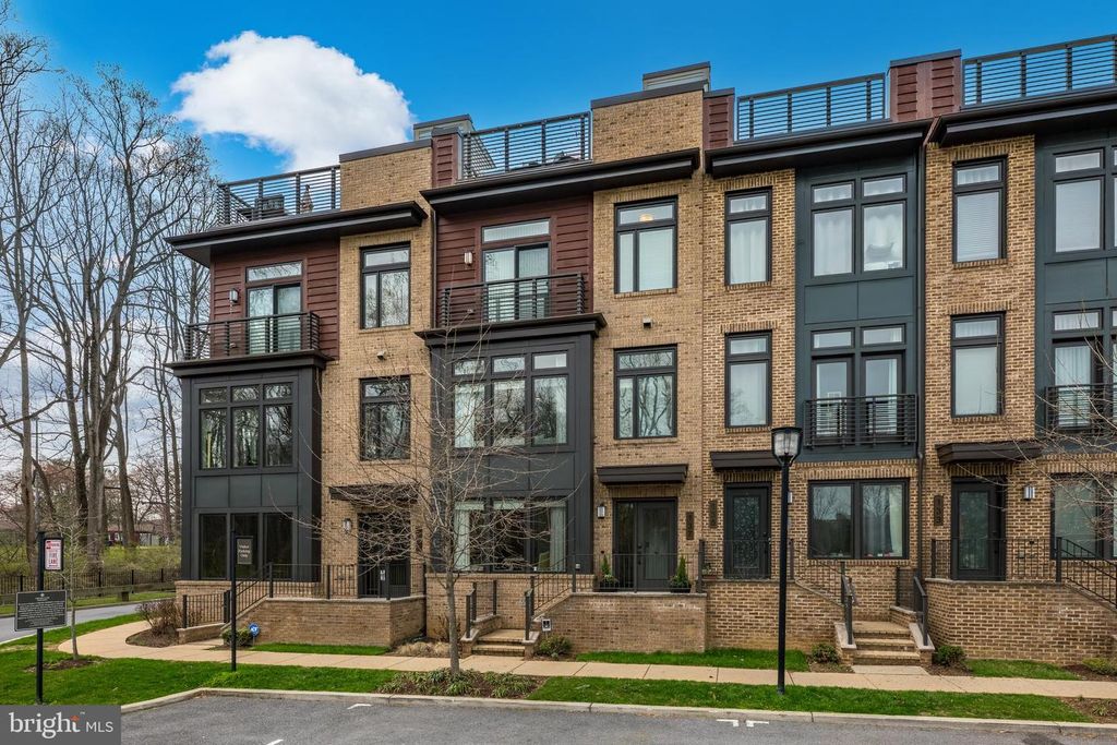 137 WINSOME CIR, Bethesda, MD 20814