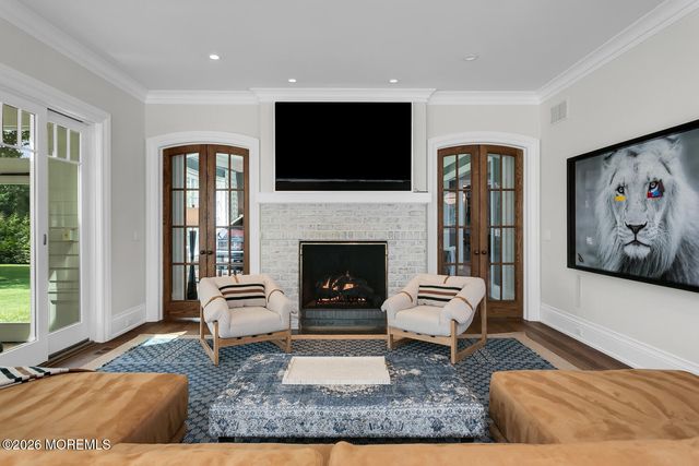 18 Bellevue Avenue, Rumson, NJ 07760