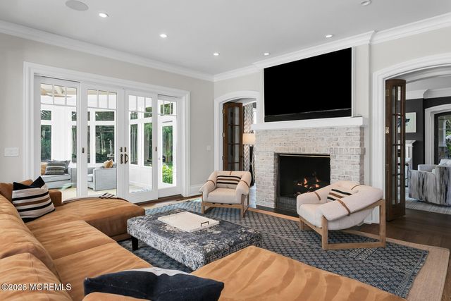 18 Bellevue Avenue, Rumson, NJ 07760