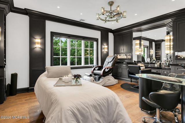 18 Bellevue Avenue, Rumson, NJ 07760
