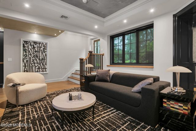 18 Bellevue Avenue, Rumson, NJ 07760