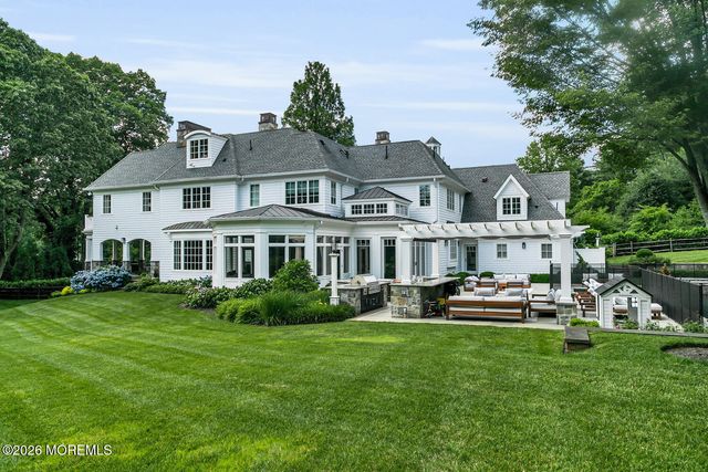 18 Bellevue Avenue, Rumson, NJ 07760
