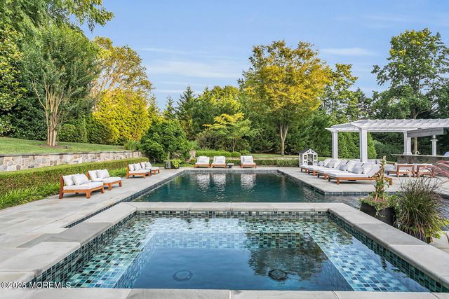 18 Bellevue Avenue, Rumson, NJ 07760