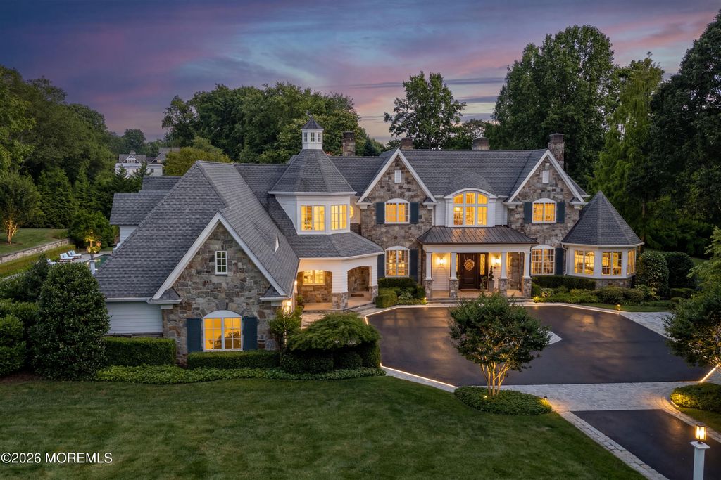 18 Bellevue Avenue, Rumson, NJ 07760