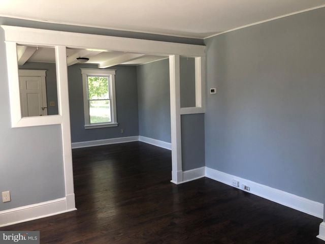 1148 E LANDIS AVE, Vineland, NJ 08360