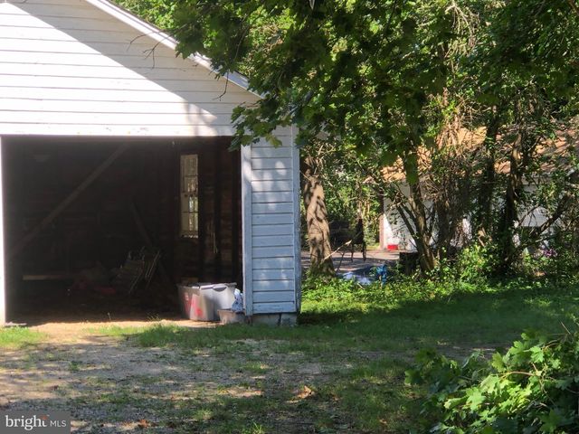 1148 E LANDIS AVE, Vineland, NJ 08360
