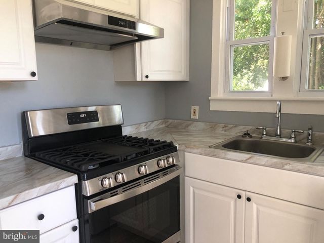 1148 E LANDIS AVE, Vineland, NJ 08360