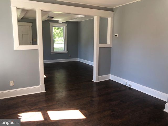 1148 E LANDIS AVE, Vineland, NJ 08360