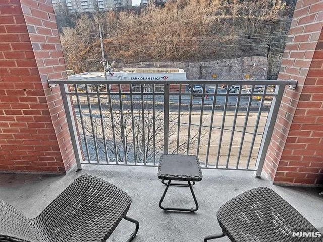 7400 River Road 442, North Bergen, NJ 07047