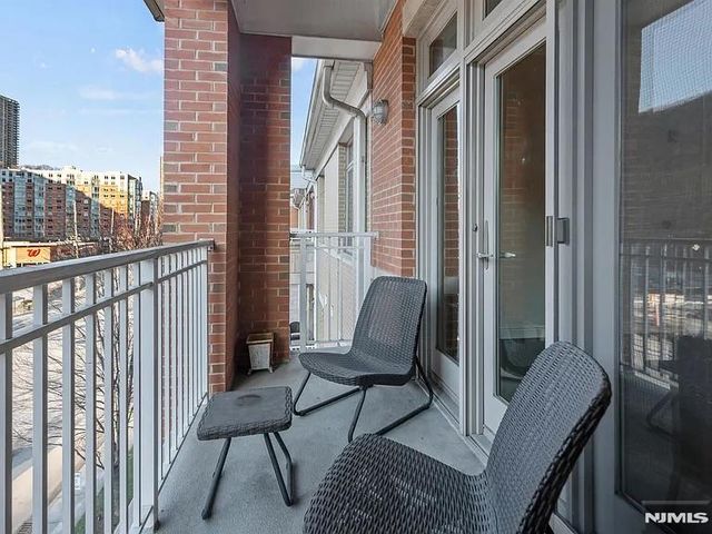 7400 River Road 442, North Bergen, NJ 07047
