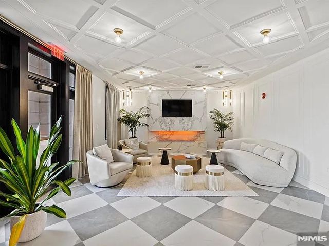 7400 River Road 442, North Bergen, NJ 07047