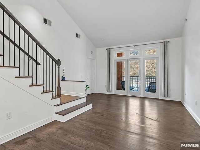 7400 River Road 442, North Bergen, NJ 07047