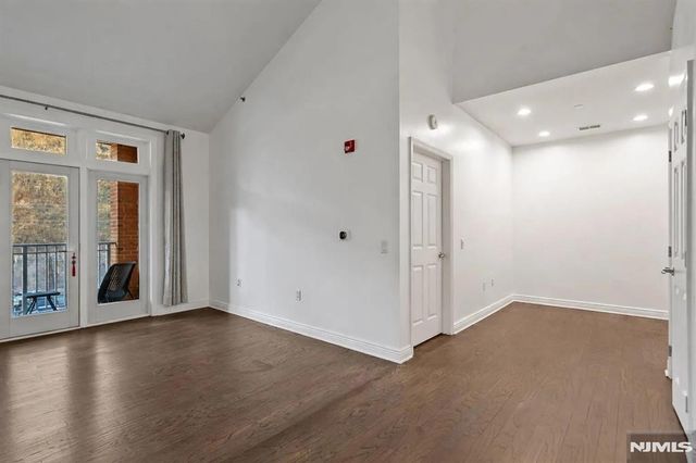 7400 River Road 442, North Bergen, NJ 07047