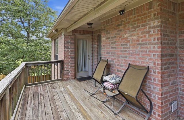 105 Summit Valley Cir, Maumelle, AR 72113