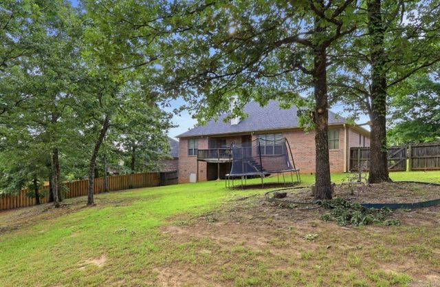 105 Summit Valley Cir, Maumelle, AR 72113