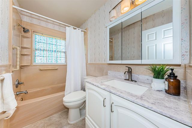 1772 AVON LANE, Clearwater, FL 33756