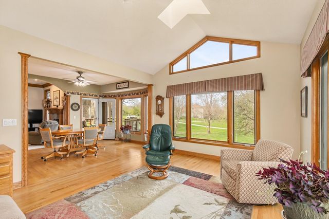 9119 Lenham Drive, Johnston, IA 50131