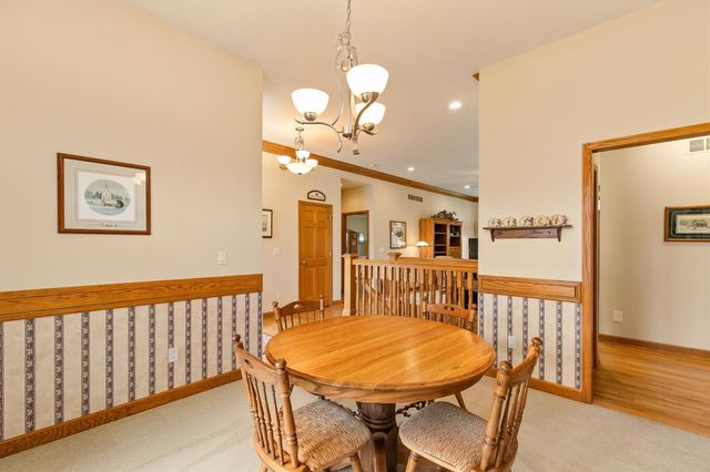 9119 Lenham Drive, Johnston, IA 50131