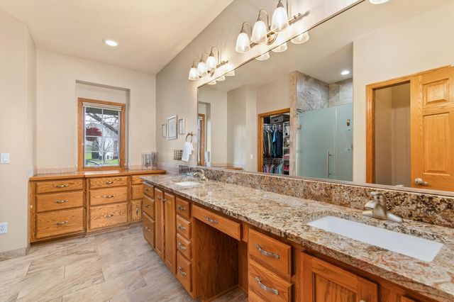 9119 Lenham Drive, Johnston, IA 50131