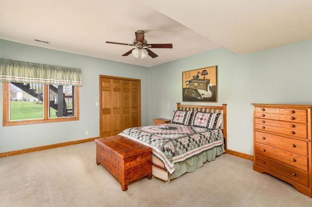 9119 Lenham Drive, Johnston, IA 50131
