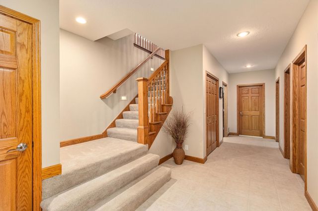 9119 Lenham Drive, Johnston, IA 50131