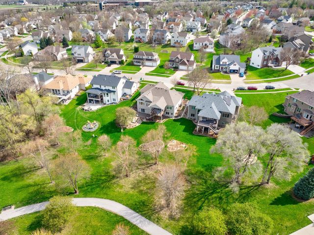 9119 Lenham Drive, Johnston, IA 50131