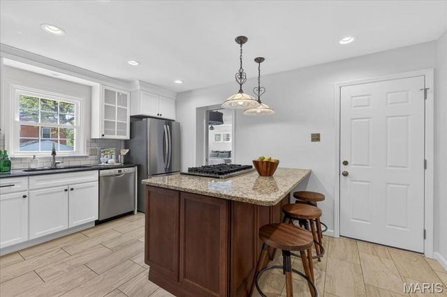 702 E Monroe Avenue, St Louis, MO 63122