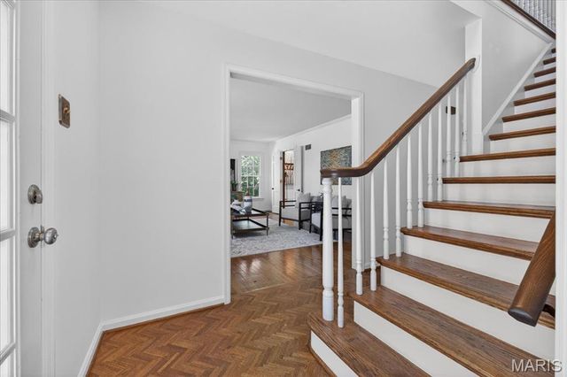 702 E Monroe Avenue, St Louis, MO 63122