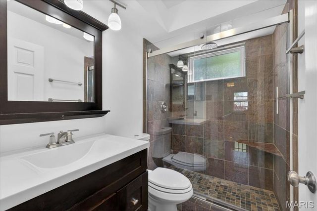 702 E Monroe Avenue, St Louis, MO 63122